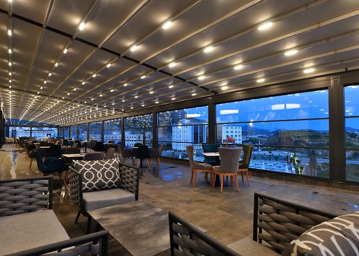 Hotell Campus Hill 5*