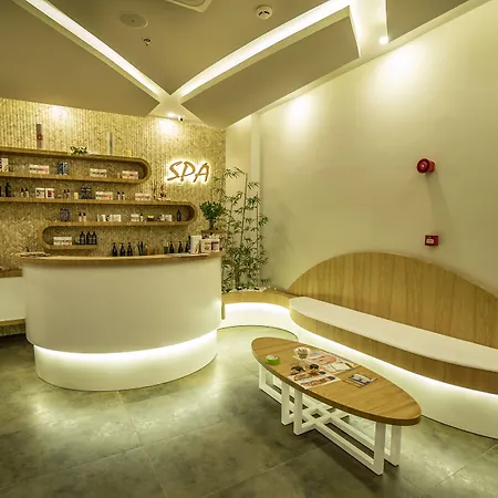 Campus Hill Hotel 5*