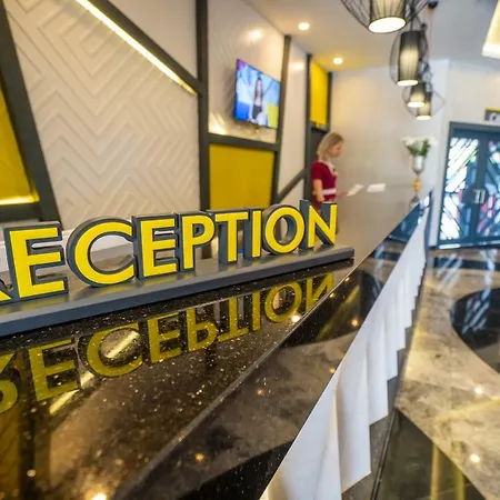 Campus Hill Hotel 5*