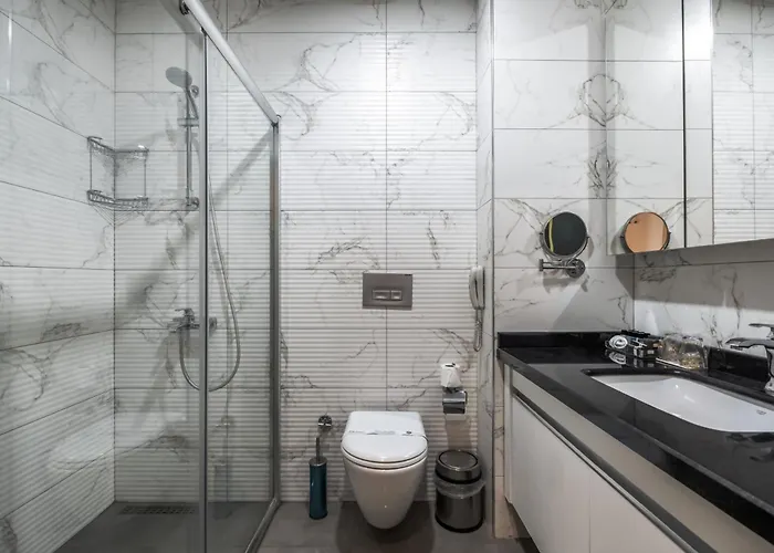 Campus Hill Hotel 5*