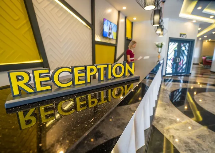 Campus Hill Szálloda 5*