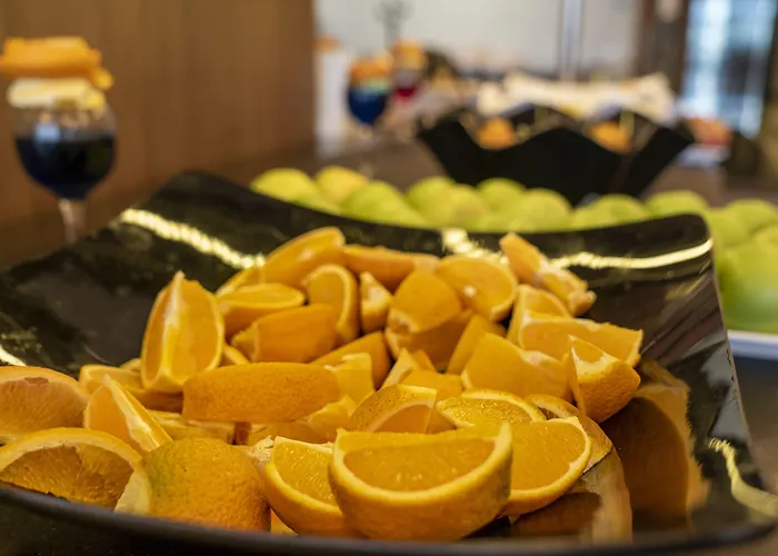 Campus Hill Отель 5*