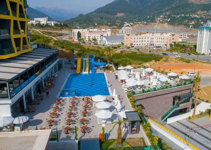 Campus Hill 5* Алания